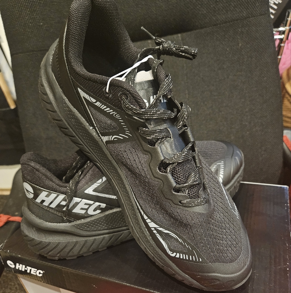 Hi-Tec Men's Black Athletic Shoes